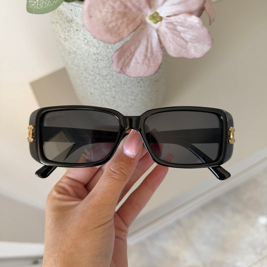Chanel 5200