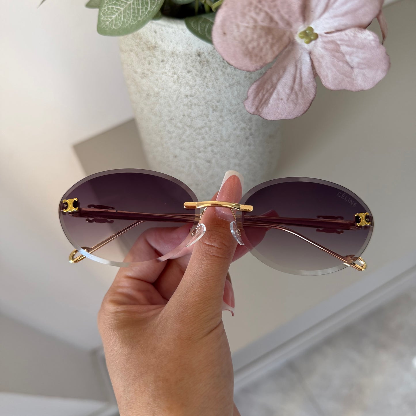 Celine 8009