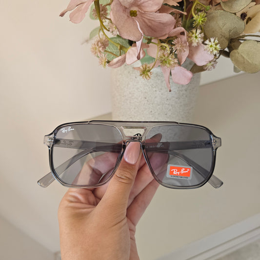 Ray Ban 737