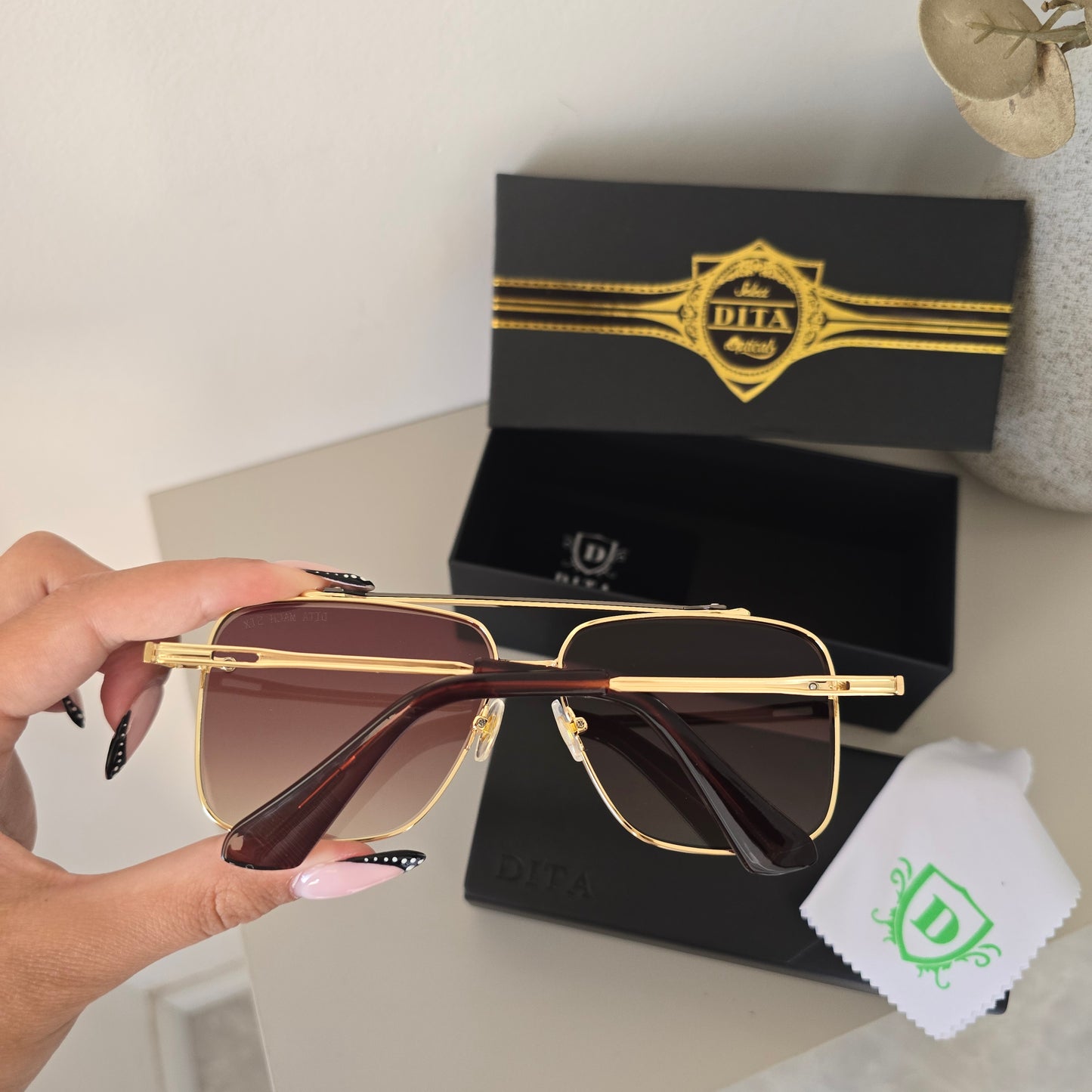 Dita Premium